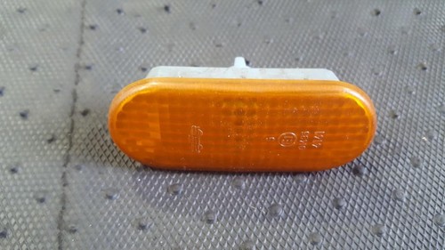 3B0949117 Seitenblinker (Kotflügelblinker) Vorne Rechts  Volkswa DE227594-53