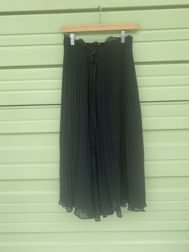 NEW ZARA BLACK PLEATED CULOTTES Flowing 