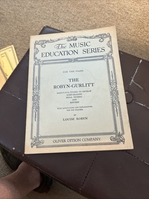 Music Education Series for Piano Eighty-five Etudes Robyn Hurley Book 1933