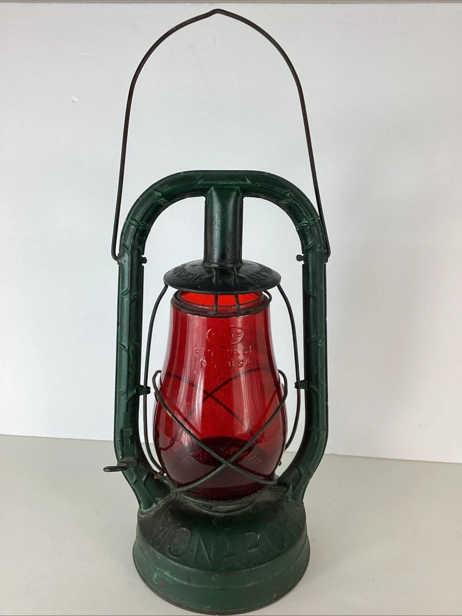 Dietz Monarch Lantern In Collectible Railroad Lanterns & Lamps for