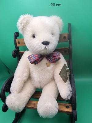 Grisly Teddy . 26 cm 