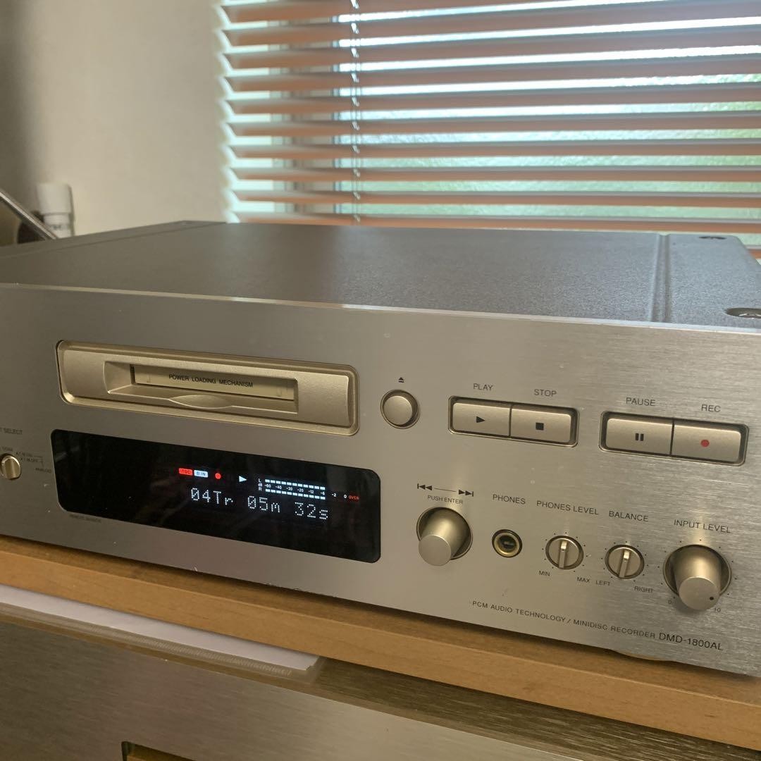 DENON DMD1800AL MiniDisc Recorder Silver AC100V 50Hz/60Hz 16W