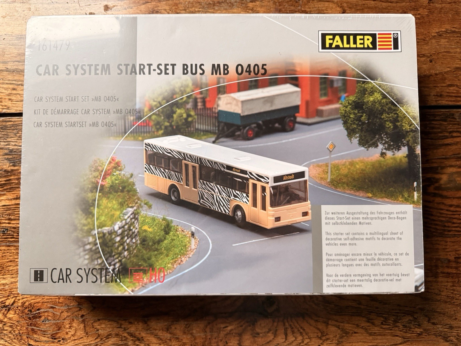 Coffret de départ Faller Car System HO avec bus Mercedes O405 miniature complet