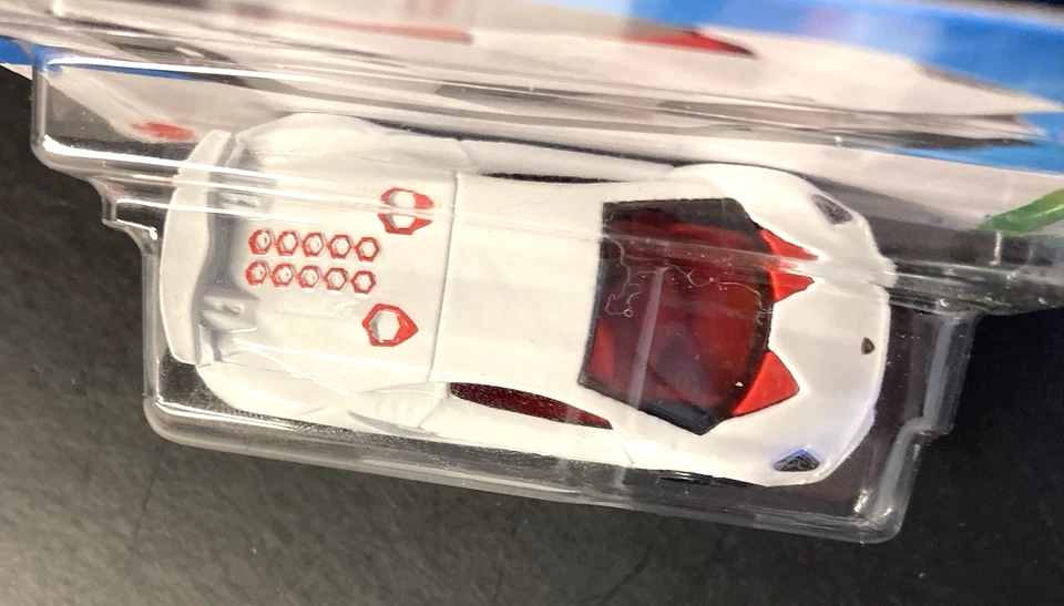 Hot Wheels Lamborghni Sesto Elemento #204/250 - 2024 H W Exotics 4/10 Foto 3 de 4