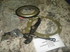 1993 Johnson 15hp stator retainer assembly    J15RETB   boat motor part bin 745