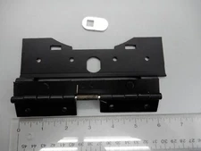 Skeeter Boats 91051009T  locking latch handle squeeze type  (no lock cylinder)