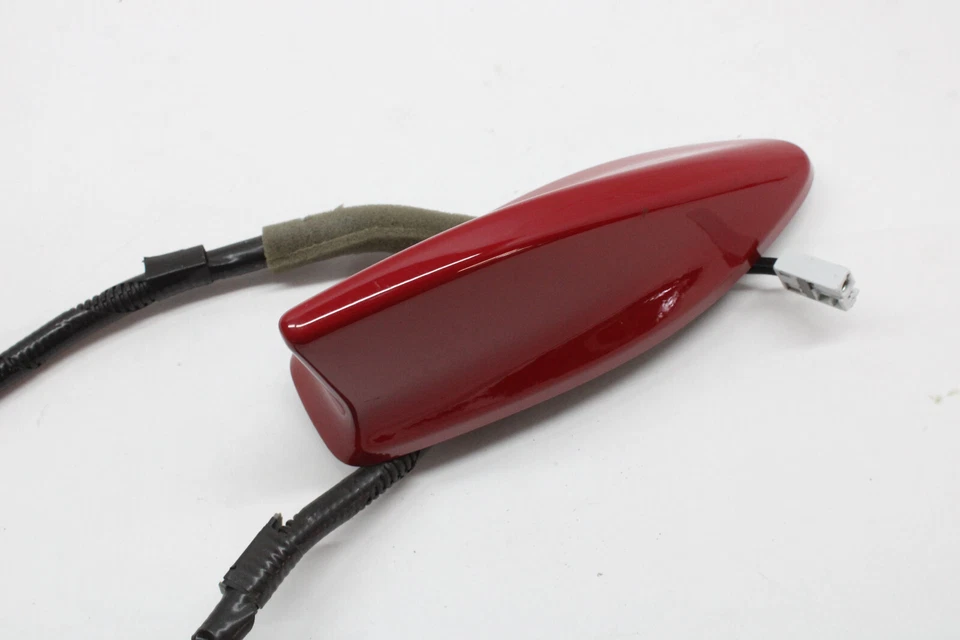 Honda HRV HR-V 2017 antena techo aleta de tiburón rojo Milano R81 fabricante de equipos originales 16 17 18 19 20 21 Foto 2 de 4