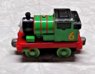 PERCY #6 TRAIN ENGINE THOMAS & FRIENDS - 2009 MAGNETIC WOODEN TRACK MATTEL