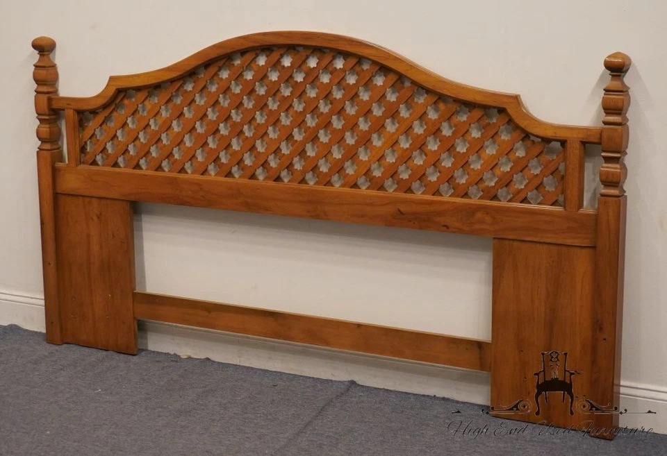 THOMASVILLE Monterey Colección Española Mediterránea King Size Cabezal de Enrejado... Foto 2 de 4