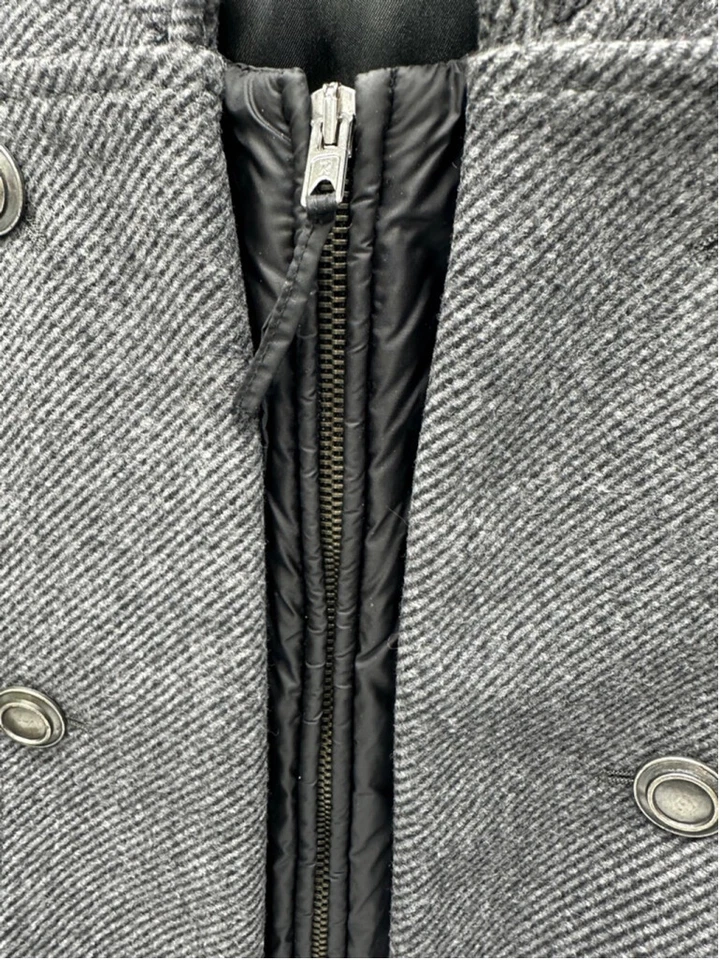 Женская куртка Benetton серая шерстяная смесь размер 44 - Изображение 4 из 4