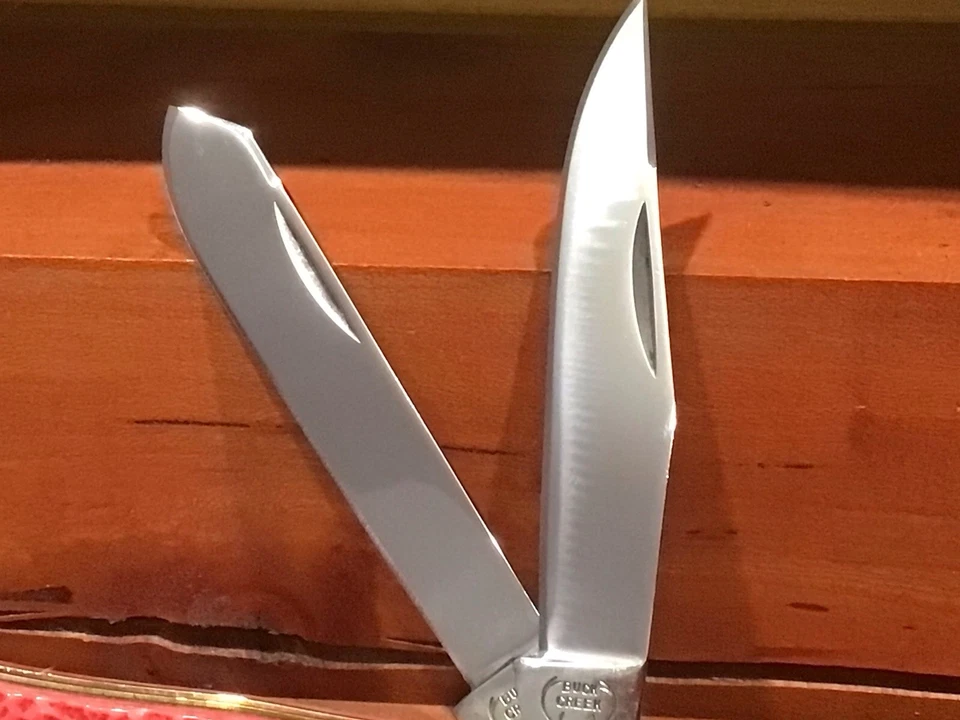 Cuchillo Buck Creek SOLINGEN ALEMANIA Cuchillo Trampero Hueso Rojo Gigged Foto 2 de 4