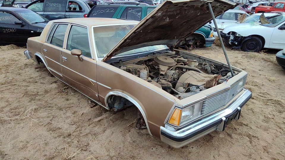 Chevy Malibu 1978-1983 eje de transmisión trasero OEM línea de transmisión trasera 3,8 L 07827672 Foto 2 de 4