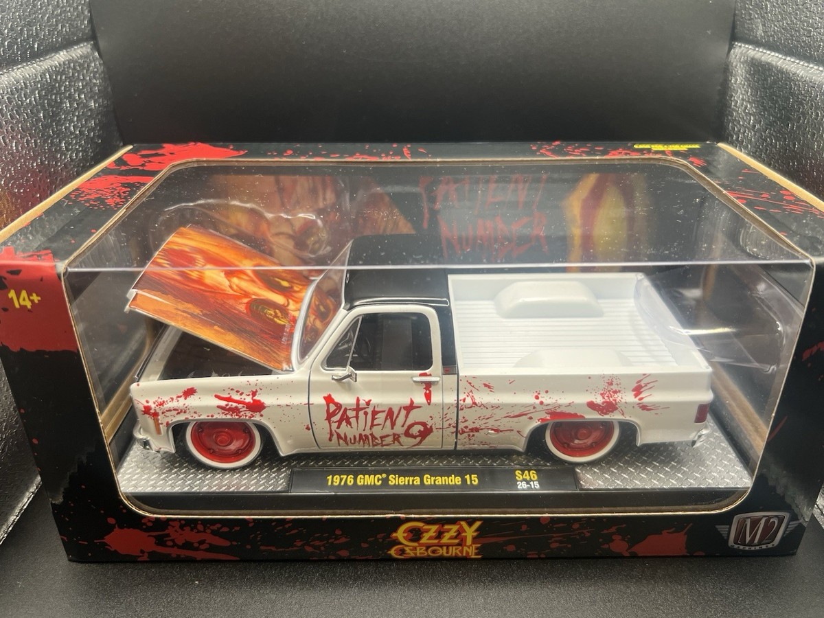 M2 MACHINES 1976 GMC SEIRRA GRANDE 15 OZZY OSBOURNE 1:24 DIECAST