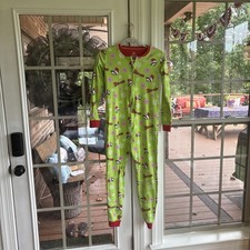 NWOT Buc-ee's Unisex X-Mas Multi-Color One-Piece Footless Pajamas-Youth Large