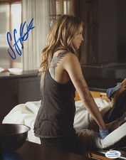 Sarah Carter Sexy Autographed Signed 8x10 Photo ACOA 2020-1