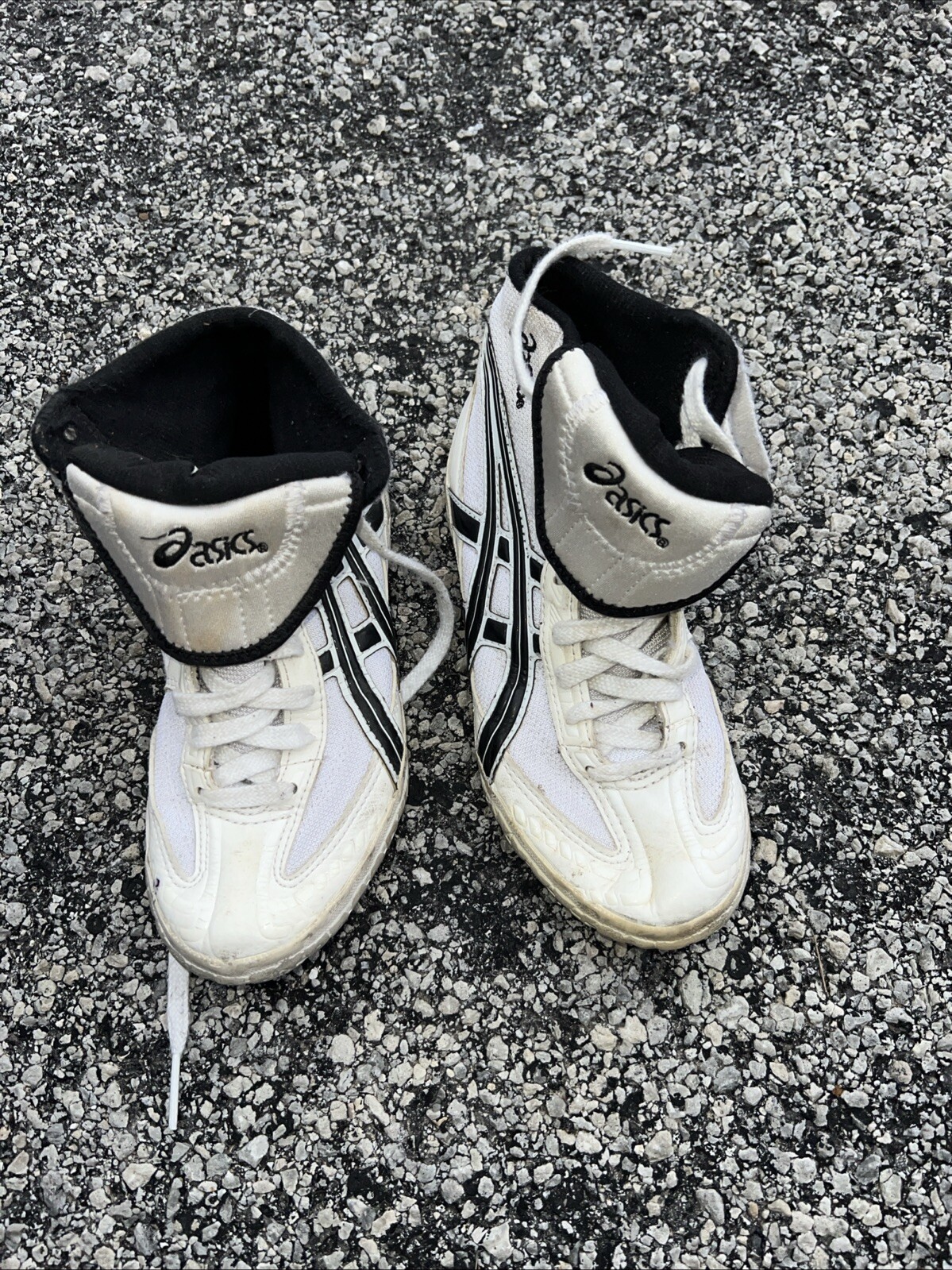 SAOLA Sneakers medie sportive ASICS Fuerte bianche nere Wrestle MMA taglia 4US