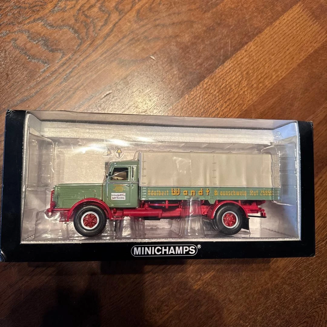 MERCEDES L3500 TIPPER TRUCK MINICHAMPS 1:43 de reference 439 350000