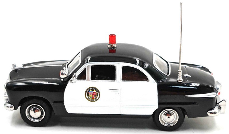 Voiture Miniature Ford Custom 1949 Police LAPD Greenlight Échelle 1/18 en Métal Noir et Blanc