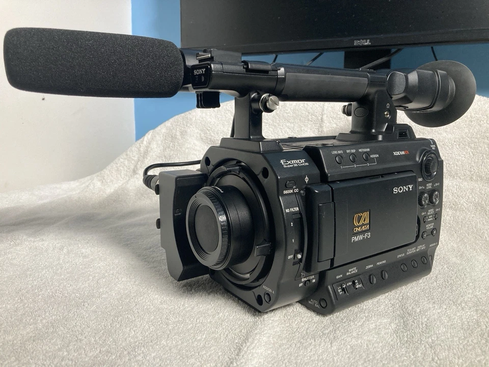 Cámara de cine Sony PMW-F3 S-LOG 444 Foto 2 de 4