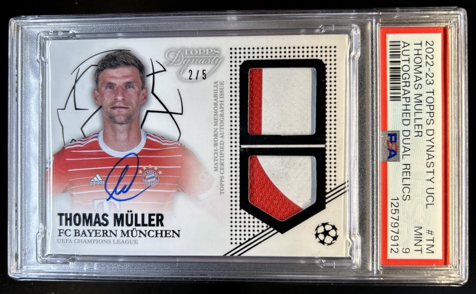 2022-23 Topps Dynasty UEFA Thomas Muller Auto Autograph Dual Patch #/5 PSA 9 view 1