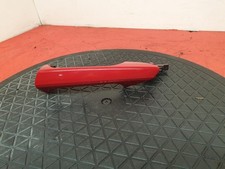 MERCEDES GLA CLASS NEARSIDE FRONT DOOR HANDLE 2017 5 DOOR ESTATE RED 589 