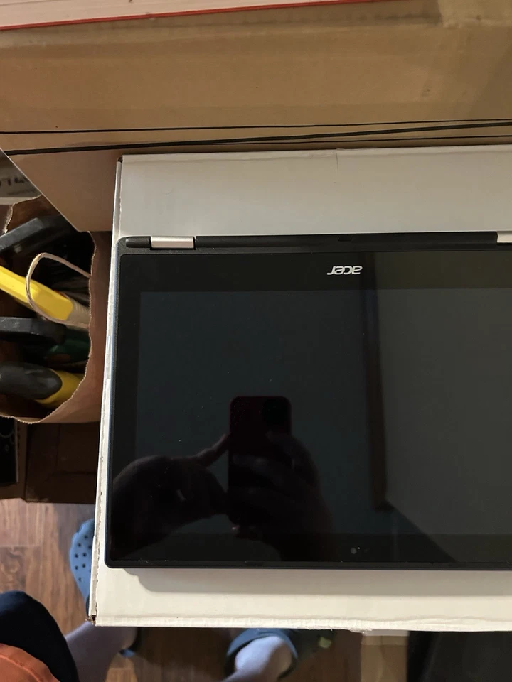 Acer Chromebook R 11 usado con cargador y caja Foto 4 de 4