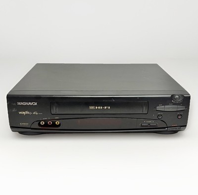 Magnavox VRU-462 AT01 4 Head Hi-Fi VHS VCR Player Recorder *FOR PARTS OR REPAIR*