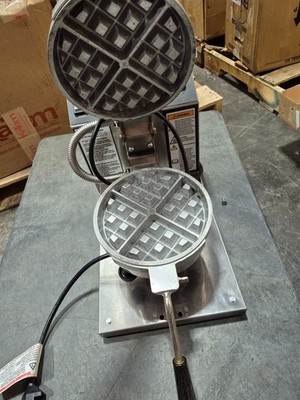 |5007|  Gold Medal 5042E Single Classic Belgian Waffle Maker w/ Removable Stainl
