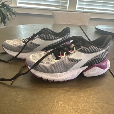 Diadora Blushield Mythos Vigore Women s Running Shoes 101.178045/C3567