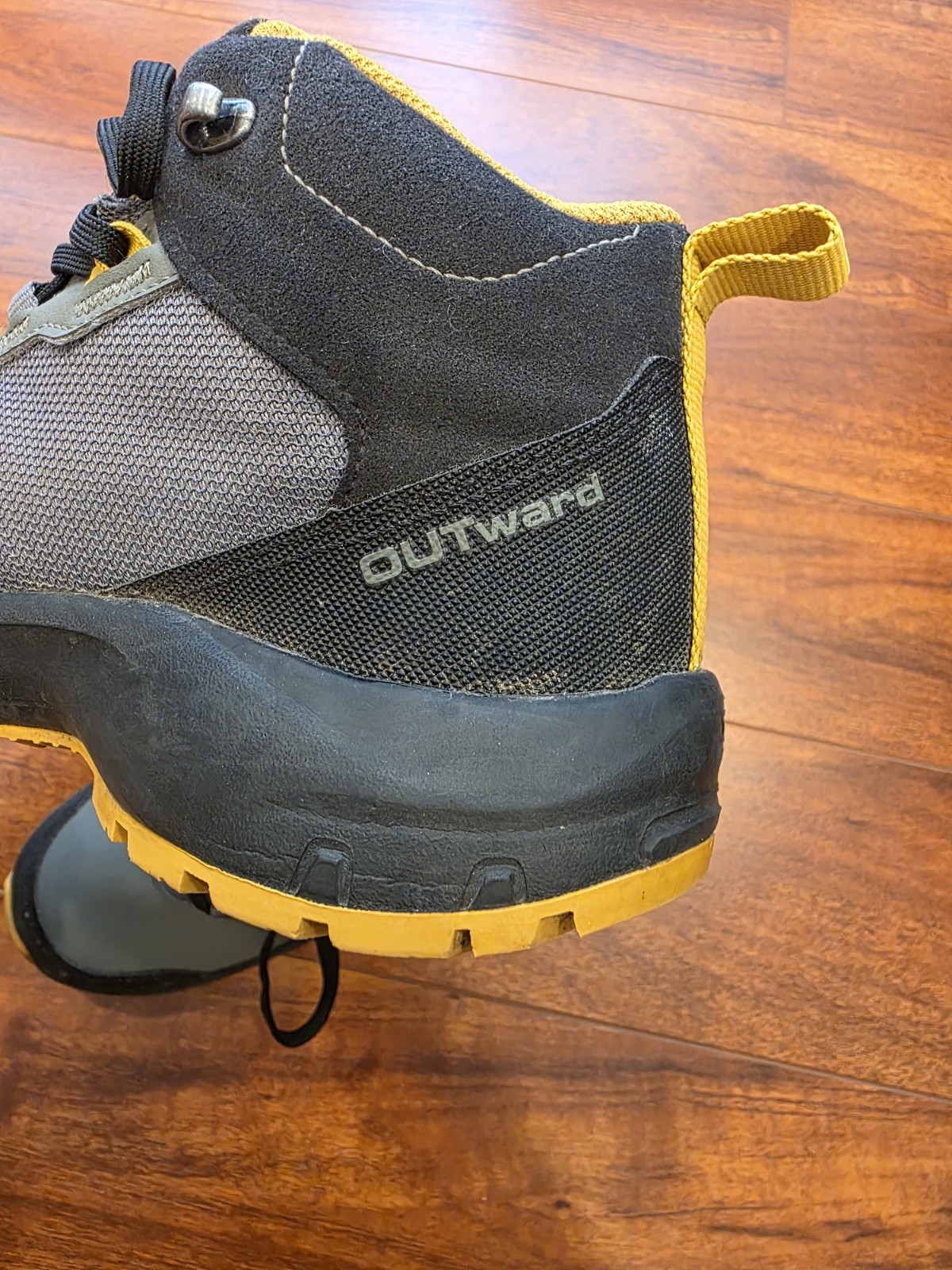 Stivali da trekking Salomon Outward CSWP J bambino taglia 3