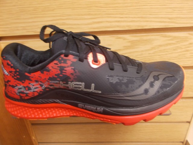 saucony kinvara runshield