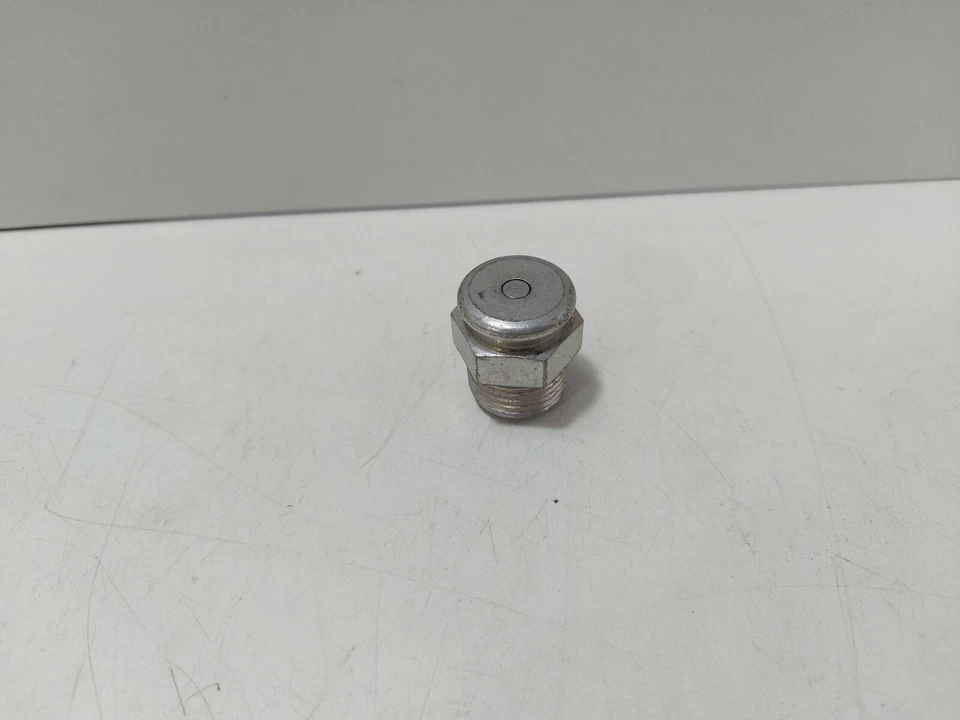 Alemite 1823-1 Fitting 1/4 Inch / 005-19963 - Lot of 6PCS - Image 3 of 4