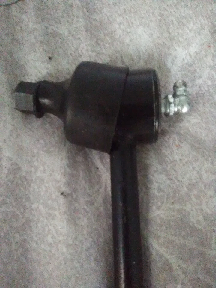 SWAY BAR LINK FOR 1998-2003 TOYOTA SIENNA (BOUGHT AT AUTOZONE) - Image 2 of 4