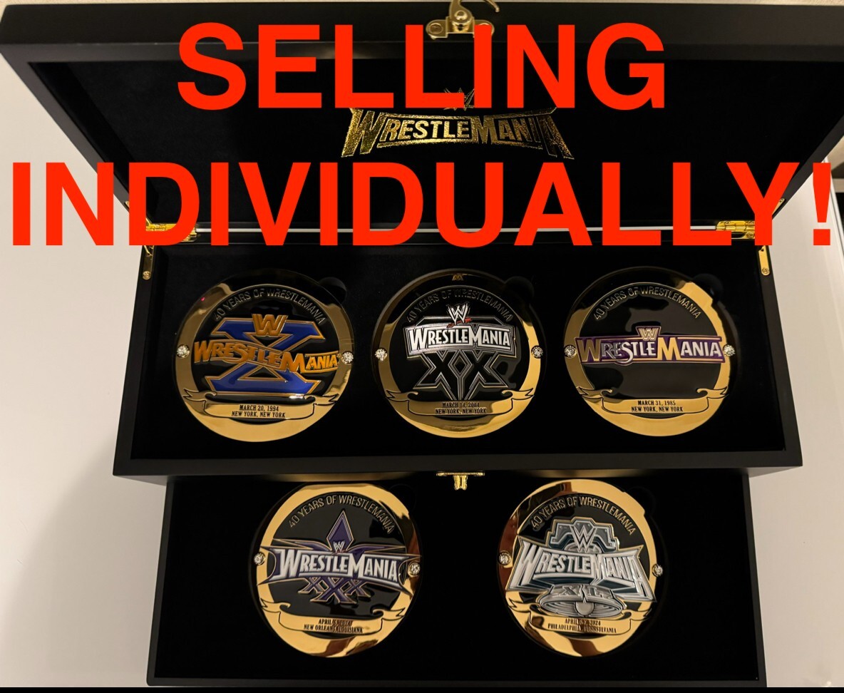 WRESTLEMANIA 20 OF 40 YEARS INDIVIDUAL SIDE PLATES FROM SET