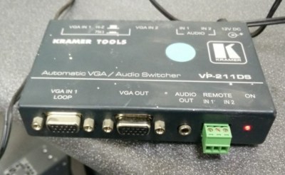 KRAMER VP-211DS AUTOMATIC VGA/AUDIO SWITCHER with EU Power Adapter 