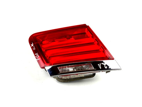 BMW 7er F01 F02 Rücklicht Halter links Innen 7182205 | Original Teile