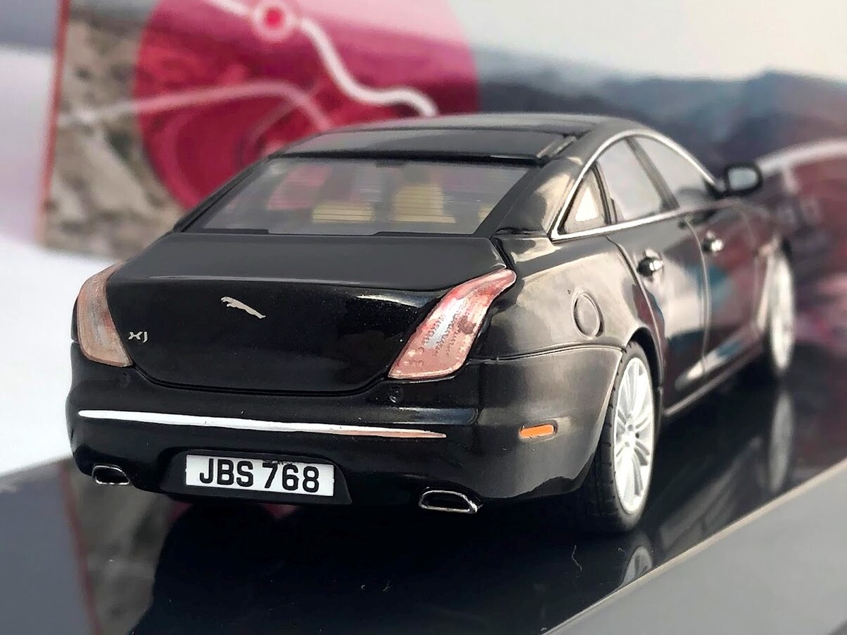1/43 ixo JAGUAR E TYPE 50周年記念モデル ガンメタリック Jaguar XJ - Metallic Amethyst Black - 1/43 Diecast Model Car