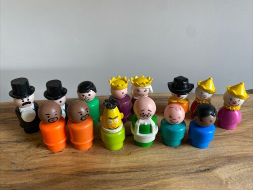 VTG Fisher Price Little People Lot - On Choice Sesame Street, Clowns, Castle - Picture 1 of 19