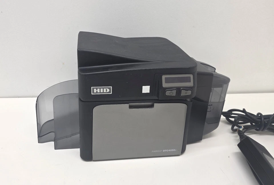 Fargo DTC4250e X001800 Single-Side Color Card Printer - Image 3 of 4