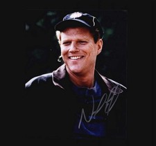 Michael Kelly authentic signed celebrity 8x10 photo W/Cert Autographed B0008