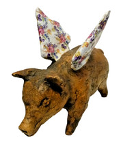 Escultura de cerdo volador hecha a mano firmada escultura artística marcada rosa