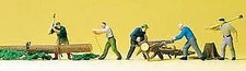 Preiser Lumberjacks w/Logs (5) - Model Railroad Figures - HO Scale - #10495