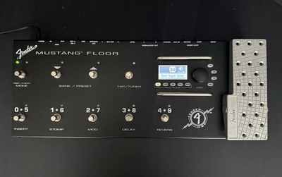 Fender Mustang Floor Multi-Effects Pedalboard – w/ Original Gig
