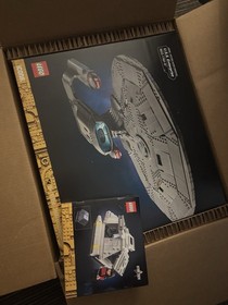 LEGO 10356- Star Trek U. S. S. Enterprise with Shuttlepod New Sealed + Gazebo