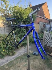 GT Timberline Mountain Bike retro frameset 20” stuck seat post MTB project 90s