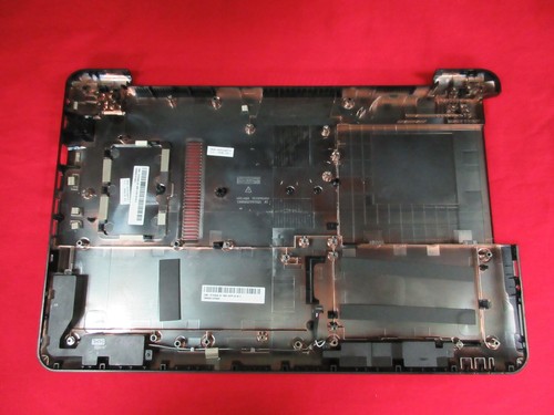 ORIGINAL ASUS X55QA-DH12 BOTTOM BASE& TRAP DOOR ASSY 13NB0621AP0542 - Picture 2 of 4