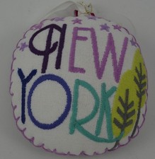 POTTERY BARN TEEN DESTINATION CREWEL EMBROIDERED ORNAMENT NEW YORK PILLOW 55B