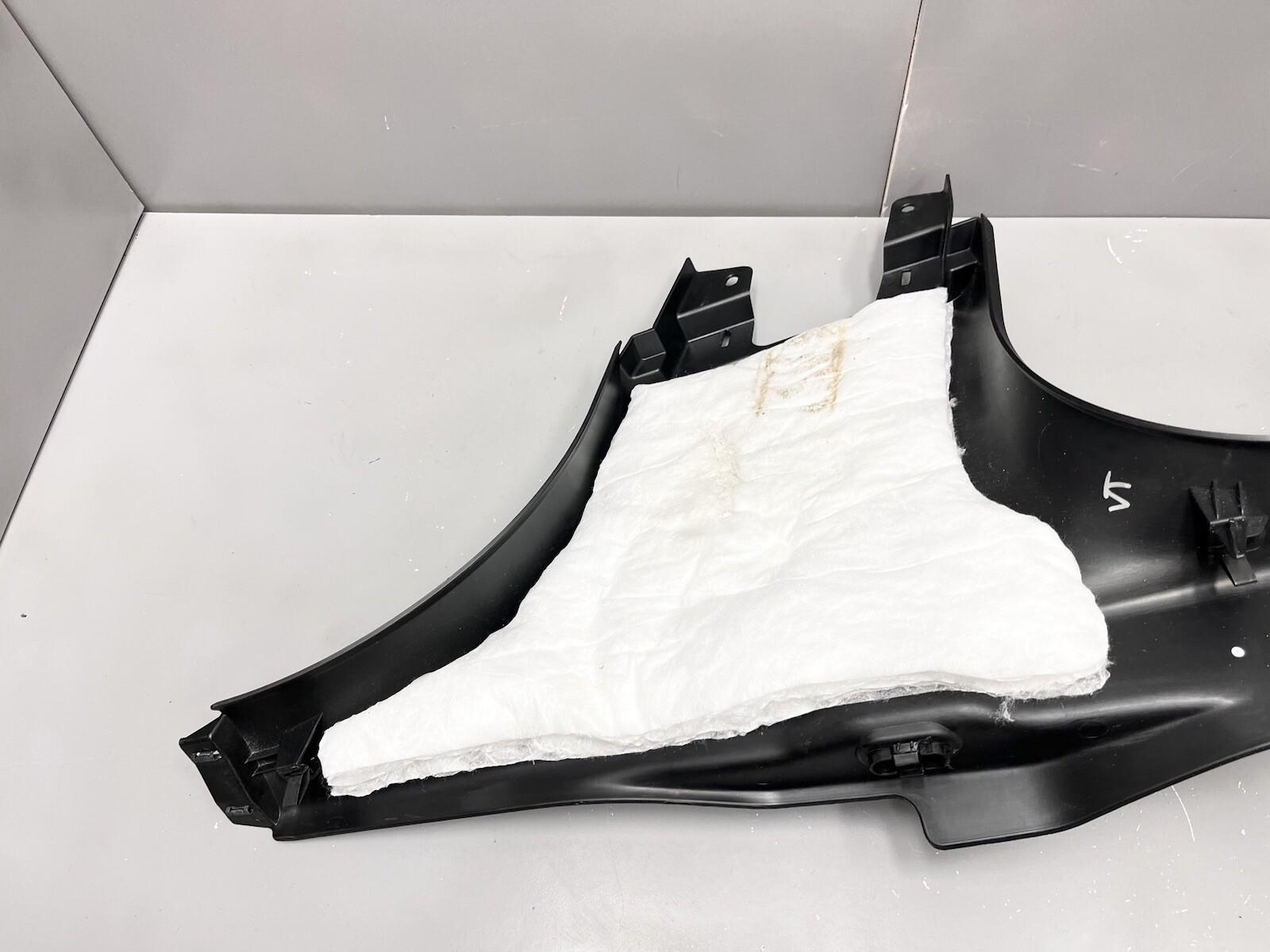 ⭐️2017-2020 MASERATI LEVANTE LEFT REAR DOOR SCUFF PLATE TRIM 670040378 OEM