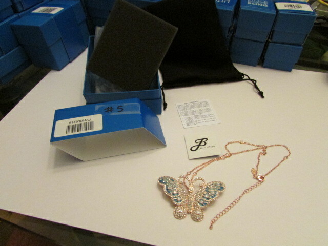 Picture 1 of 5