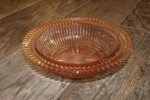 Anchor Hocking Queen Mary Pink Prismatic Ribbed Round Dome w Lid Butter Dish - Picture 4 of 10
